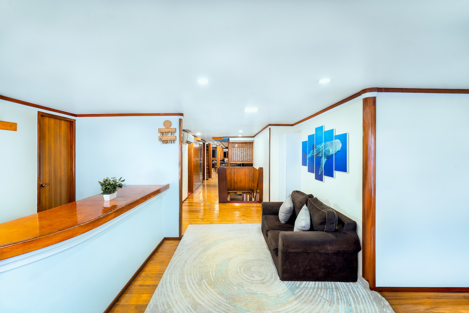 Salonek superjachty ZEN